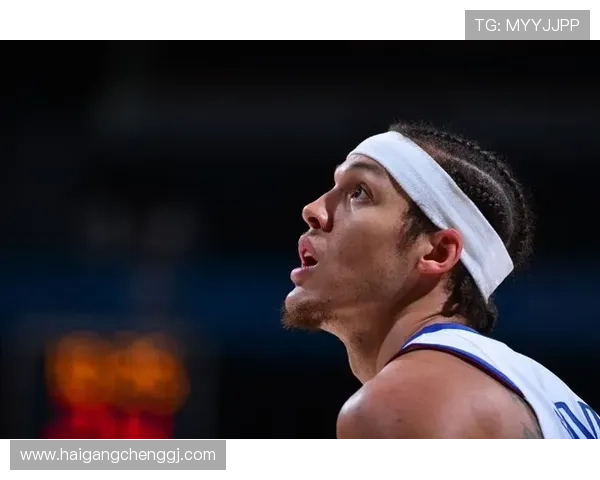 老当益壮再战江湖37岁麦基加盟上海篮球队签约一年正式官宣